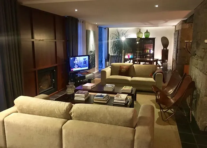 Casal Do Arcebispado Фелгейраш