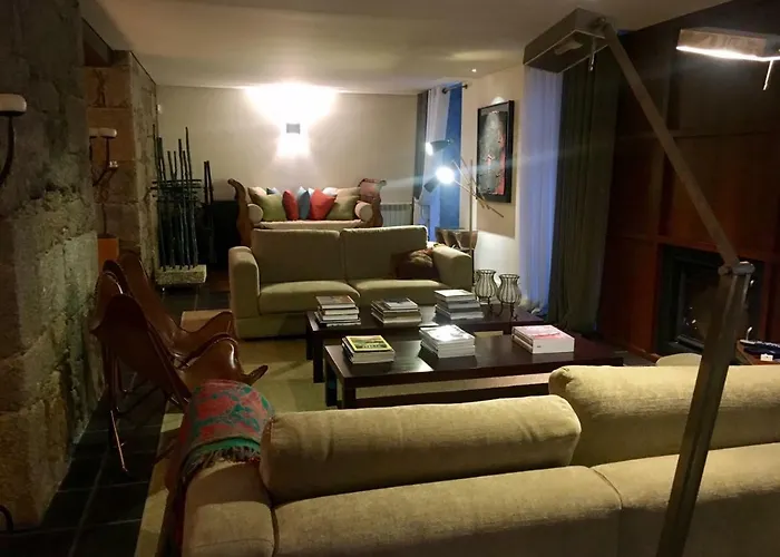 Casal Do Arcebispado * Felgueiras